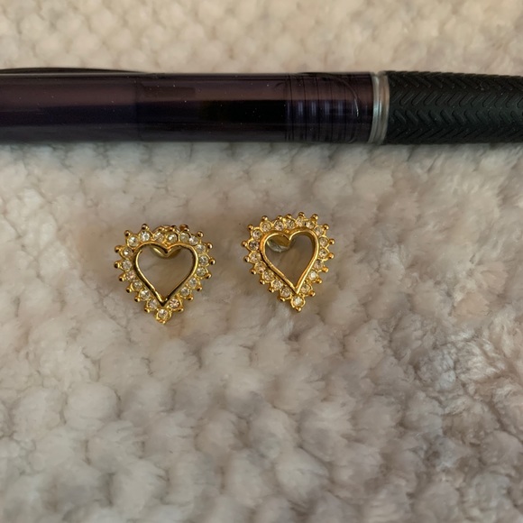 Bundle of earrings from Buckle - Picture 8 of 11